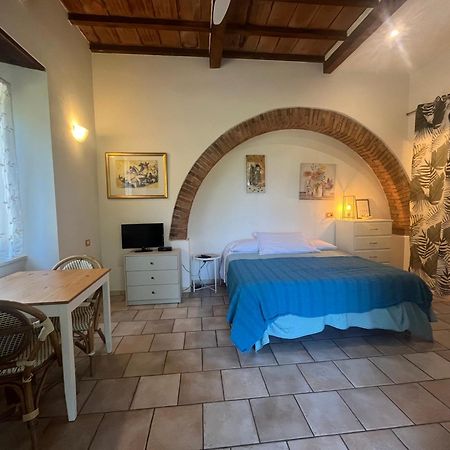 B&B La Fucinaia Pet Friendly Adults Only Campiglia Marittima Eksteriør billede