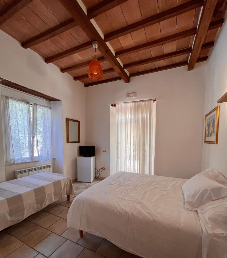 B&B La Fucinaia Pet Friendly Adults Only Campiglia Marittima Eksteriør billede